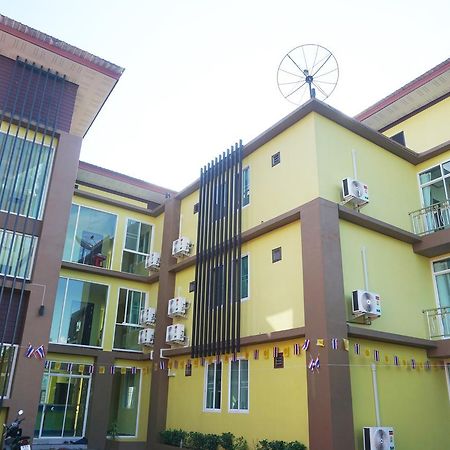 Honey Hotel Chiang Saen Bagian luar foto