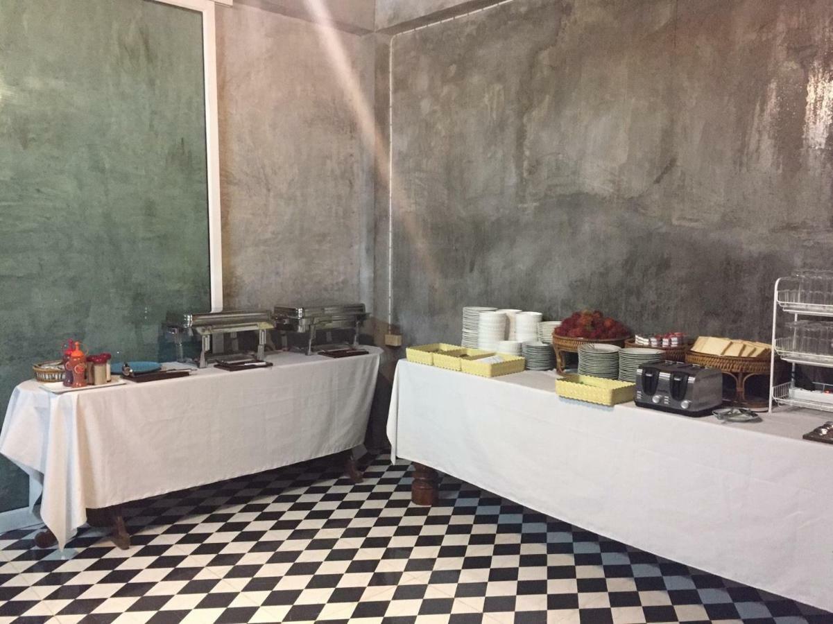 Honey Hotel Chiang Saen Bagian luar foto